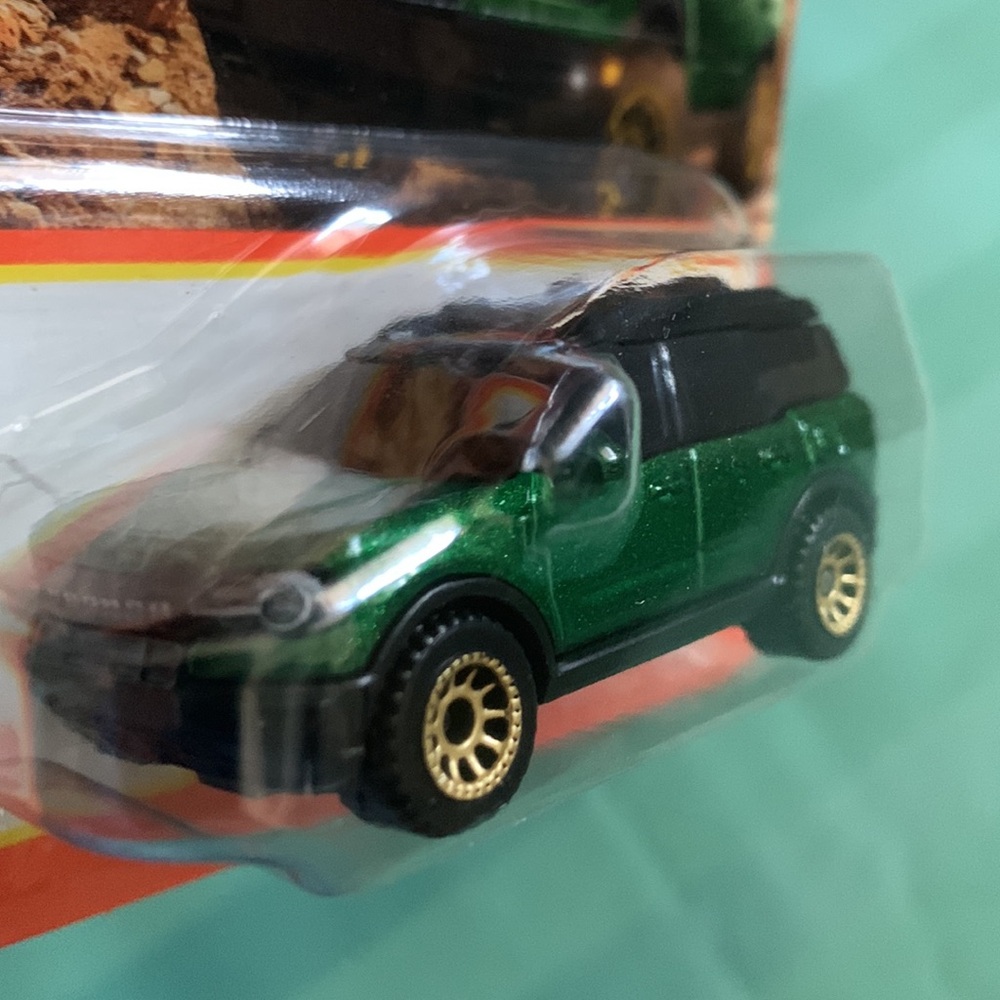 2022 Ford Bronco Sport Toy car - Green Matchbox - Picture 9 of 10